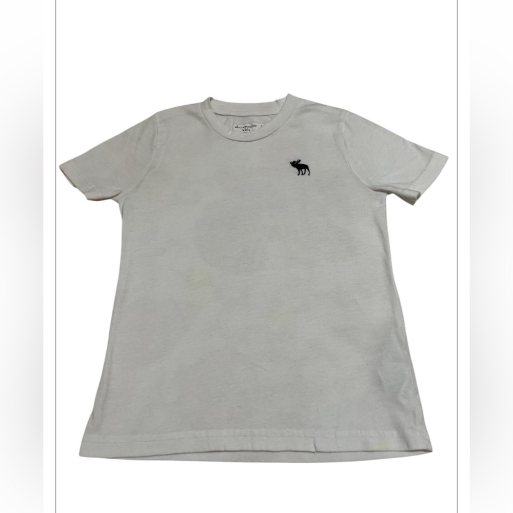 (10) Abercrombie kids white shirt for boy size 5/6